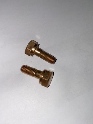 190 Series 12V. 03.53B Engine Parts Cylinder Head Exhaust Port Screw Standard Component