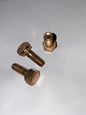 190 Series 12V. 03.53B Engine Parts Cylinder Head Exhaust Port Screw Standard Component
