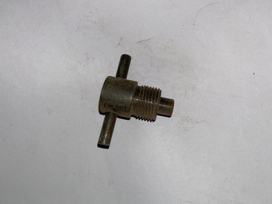 Standard Component Iron Bleed Screw for Jichai Generator Chidong Engine 12V. 10.10