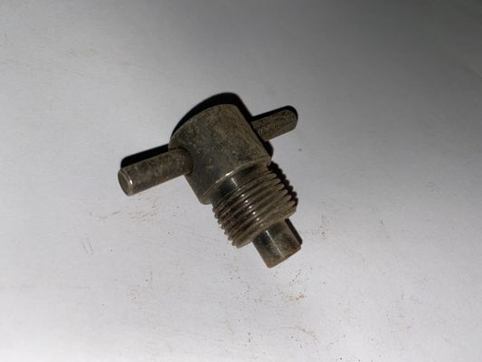 Standard Component Iron Bleed Screw for Jichai Generator Chidong Engine 12V. 10.10